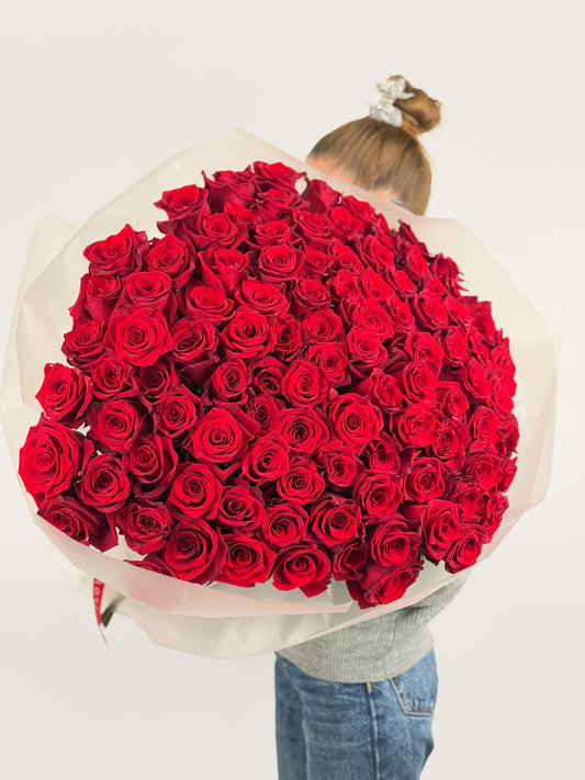 Luxurious Bouquet of 101 Red Roses