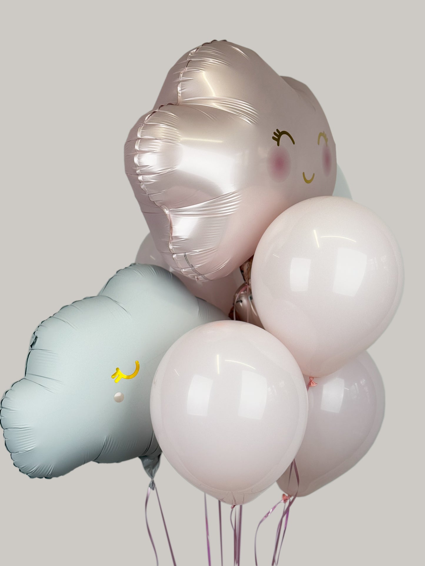 2 Smiling Clouds & 5 Latex Pastel Balloons