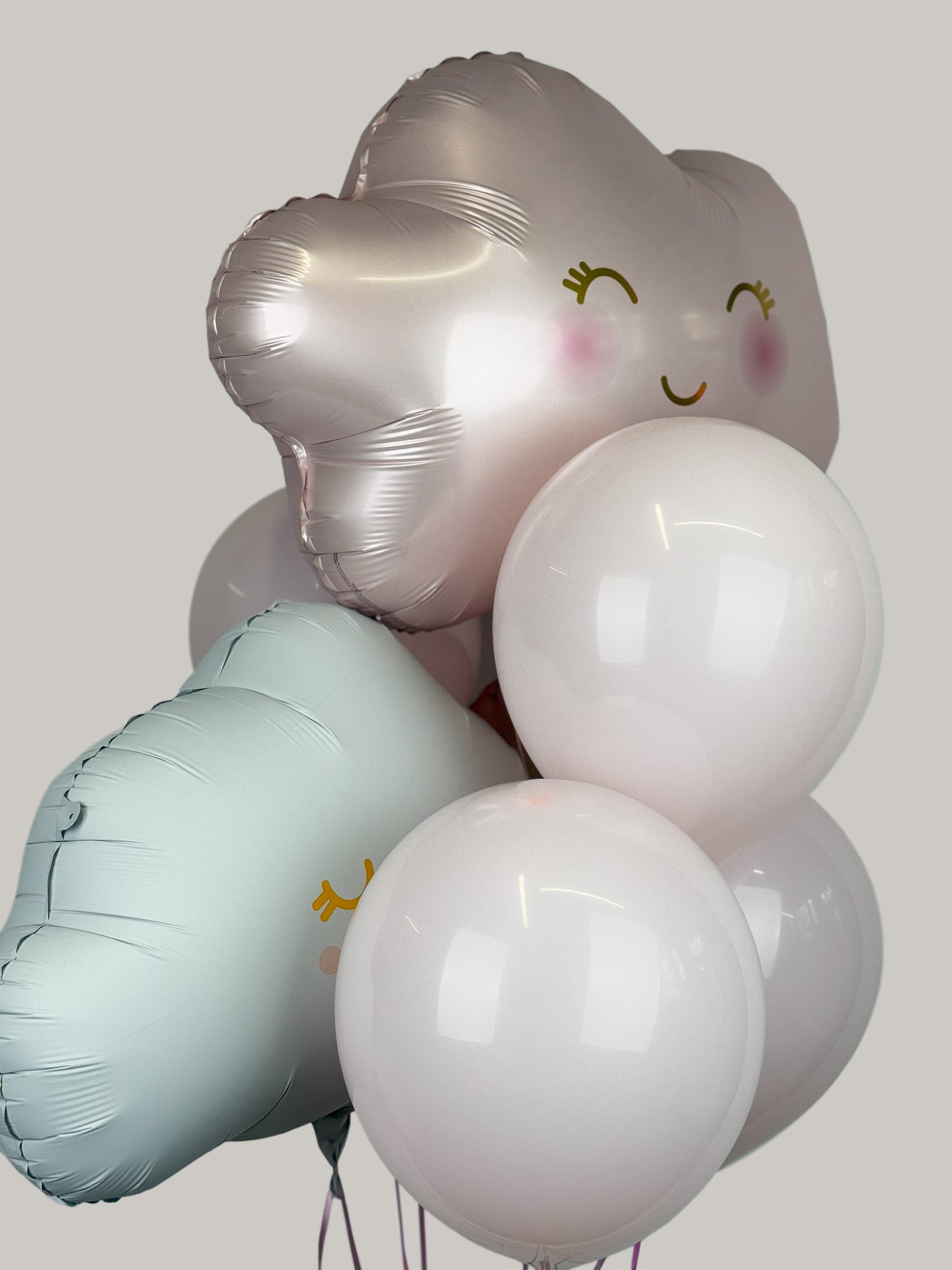 2 Smiling Clouds & 5 Latex Pastel Balloons