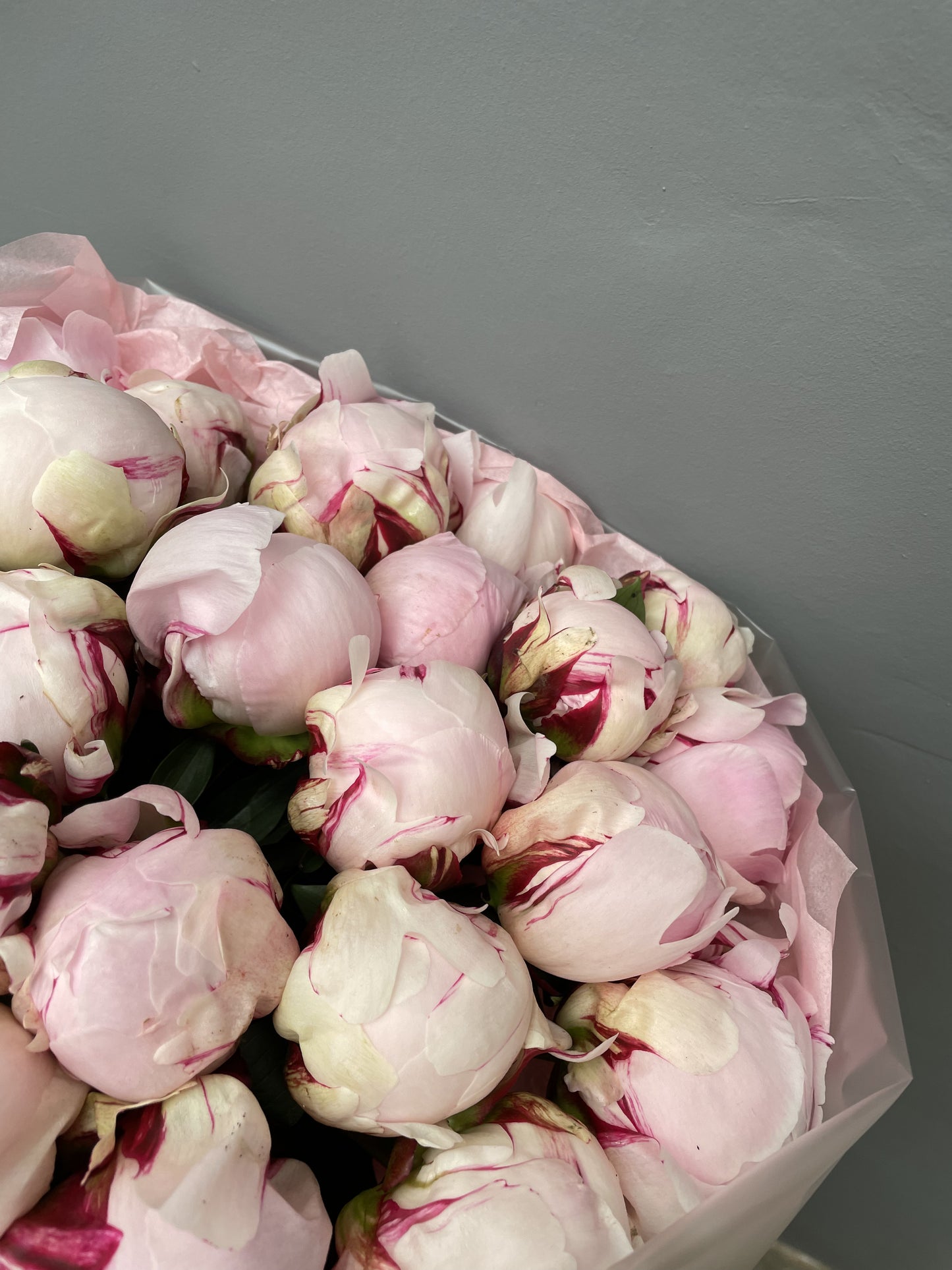 Ruth - bouquet of peonies