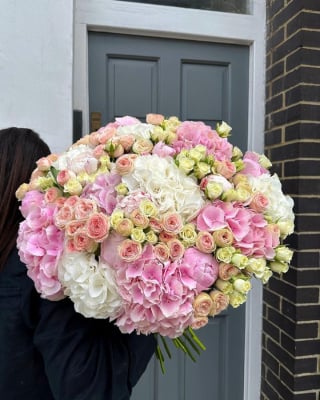 Floritta flowers on Instagram